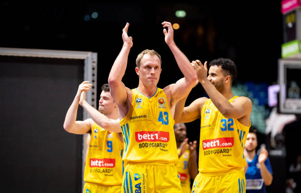 赛和自身技 赛和自身技